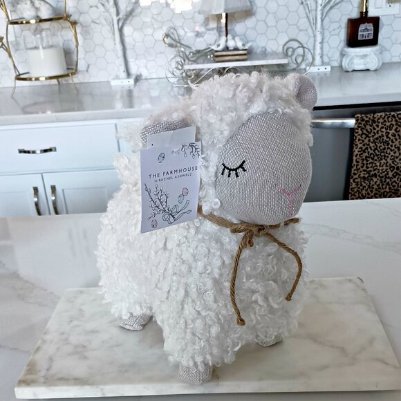 NEW! BOHO FARMHOUSE RESIN & FAUX FUR LARGE LAMB DECOR - Picture 3 of 7